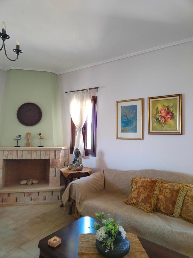 Mína Athevillas Antonis מראה חיצוני תמונה