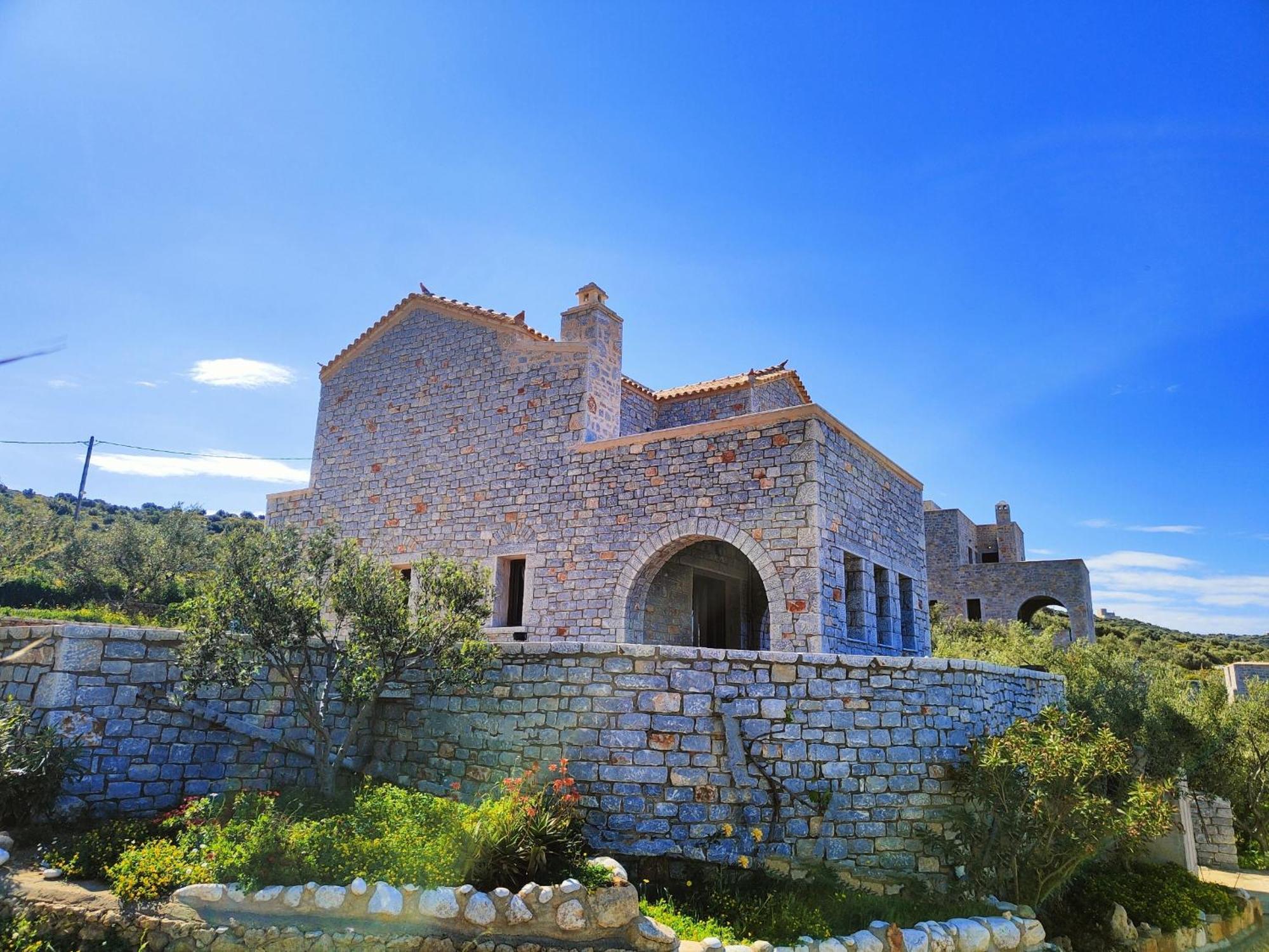Mína Athevillas Antonis מראה חיצוני תמונה