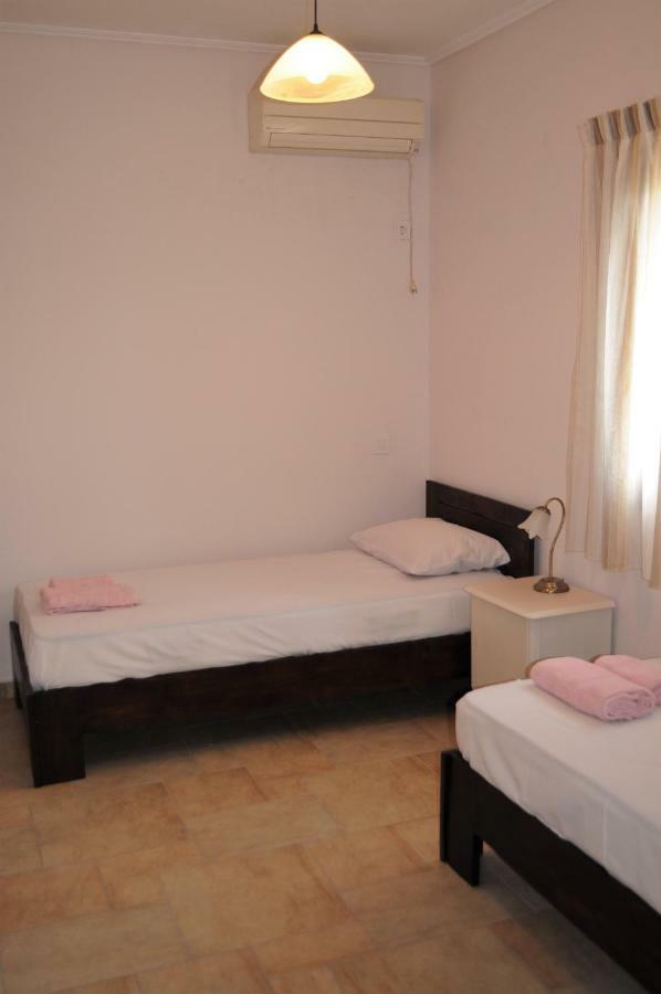Mína Athevillas Antonis מראה חיצוני תמונה