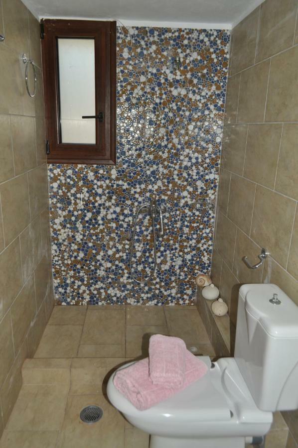 Mína Athevillas Antonis מראה חיצוני תמונה