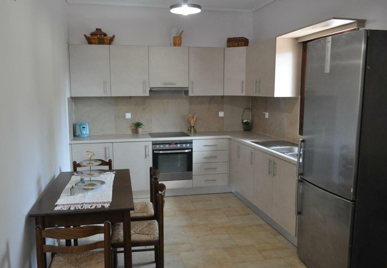 Mína Athevillas Antonis מראה חיצוני תמונה